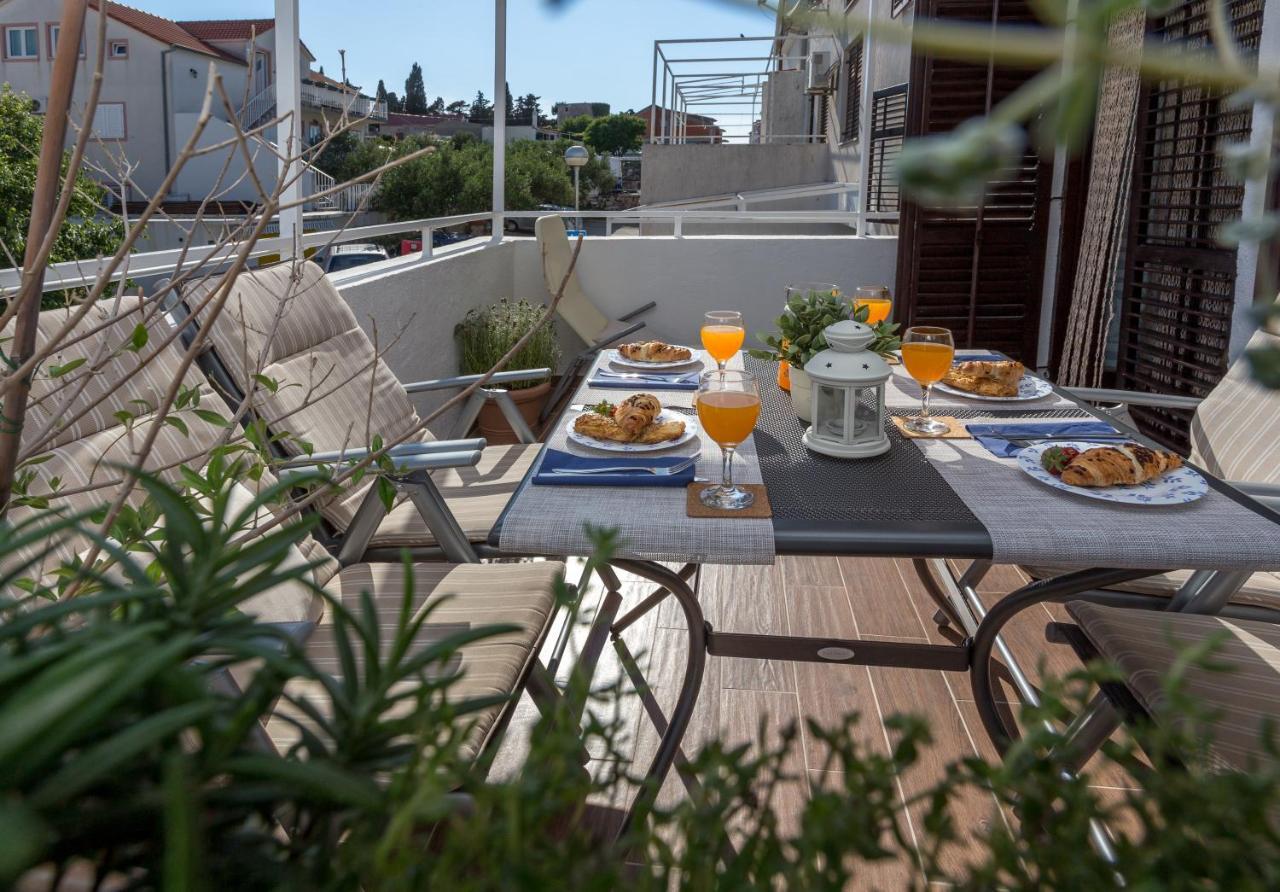 So Hvar So Good! Spacious With Terrace Hvar Town Exterior foto